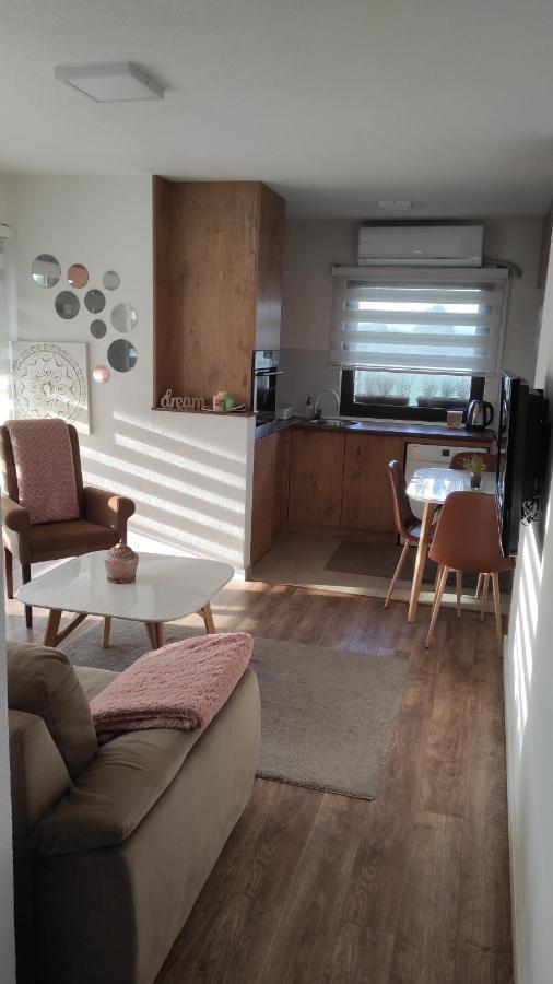 Apartman A&E Zivinice Dış mekan fotoğraf
